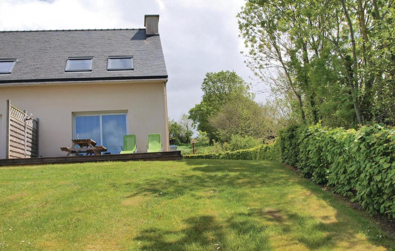 2 Bedroom Nice Home In Plestin Les Greves 외부 사진